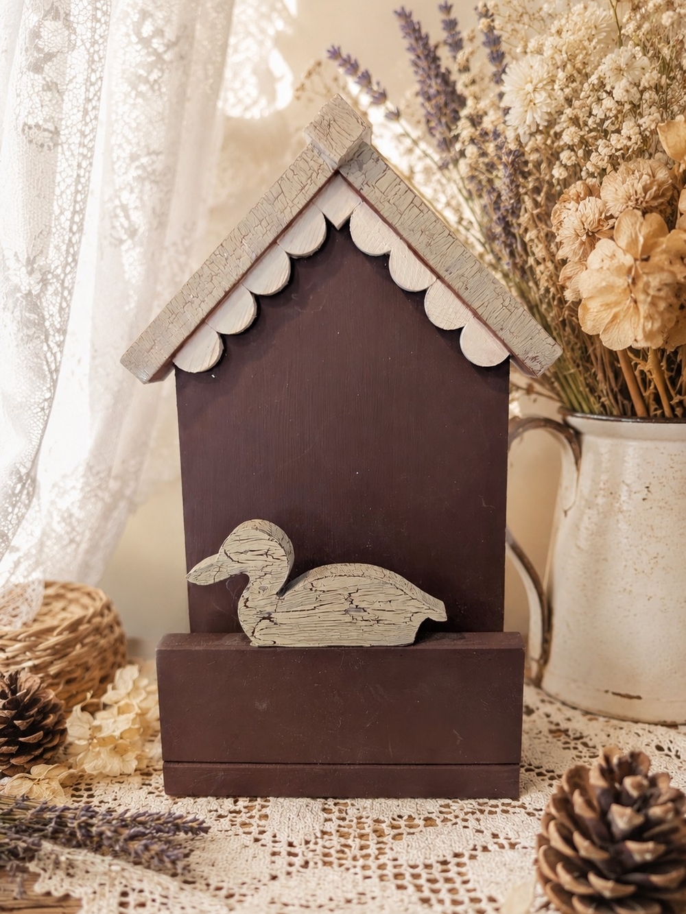 Vintage Wooden Duck House – Handmade Rustic Décor